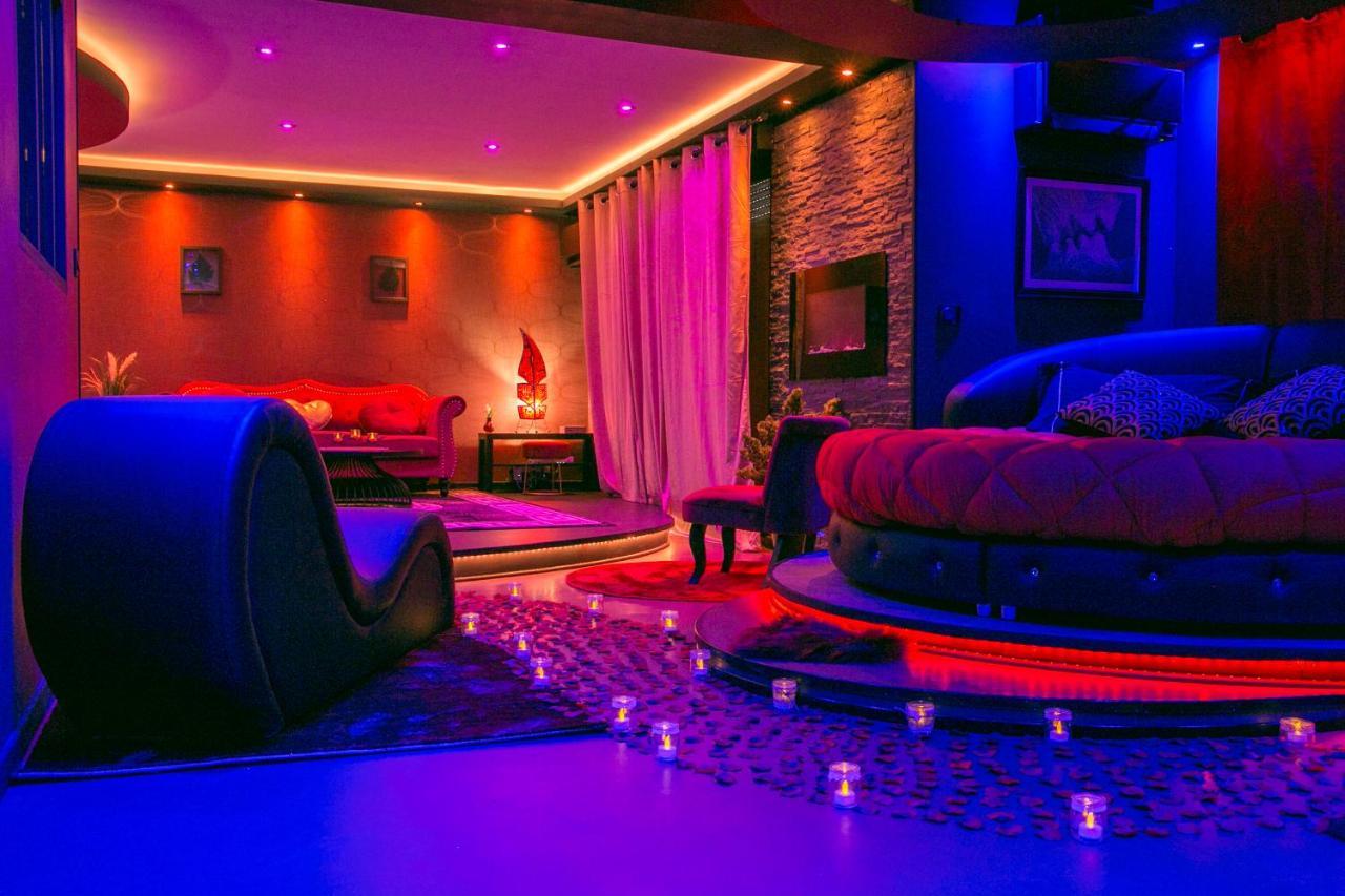 L'Insolite Spa Privatif "Suite Luxueuse-Jacuzzi" Toulouse Exterior photo