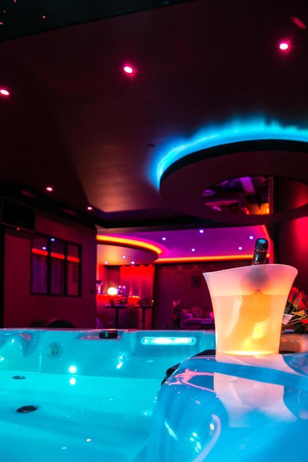 L'Insolite Spa Privatif "Suite Luxueuse-Jacuzzi" Toulouse Exterior photo