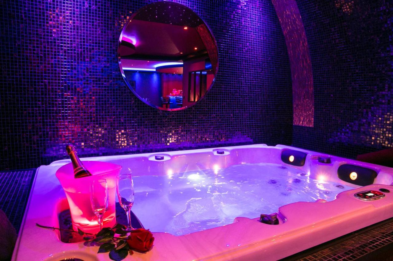 L'Insolite Spa Privatif "Suite Luxueuse-Jacuzzi" Toulouse Exterior photo